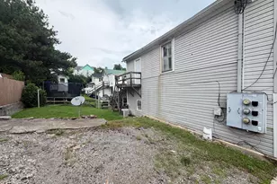 301 Rock St, Westernport, MD 21562 - Photo 9
