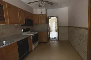 303 Maryland Ave, Westernport, MD 21562 - Photo 7