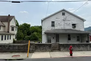 408 Hammond St, Westernport, MD 21562 - Photo 1