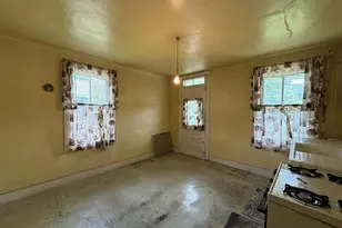 408 Hammond St, Westernport, MD 21562 - Photo 9