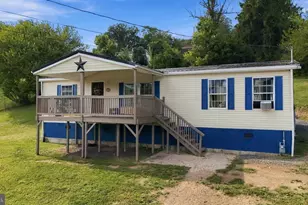 422 Spruce St, Westernport, MD 21562 - Photo 1