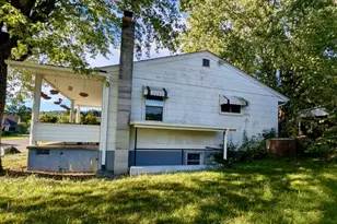 12115 Bowling St, Cumberland, MD 21502 - Photo 3