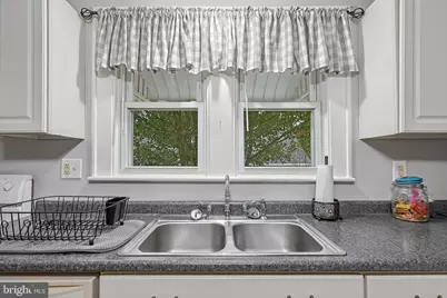 18 Park Street, Frostburg, MD 21532 - Photo 9