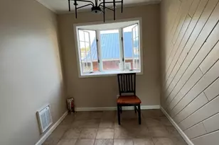 225 Vine St, Westernport, MD 21562 - Photo 11