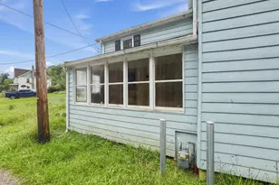 16008 Foundry Row NW, Mount Savage, MD 21545 - Photo 3
