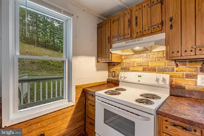 710 Golden Lane, Cumberland, MD 21502 - Photo 7