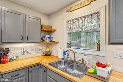 12313 Shadoe Hollow Road NE, Cumberland, MD 21502 - Photo 15