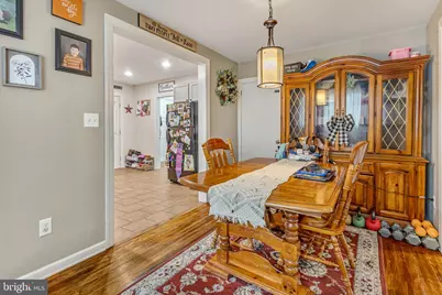 12313 Shadoe Hollow Road NE, Cumberland, MD 21502 - Photo 9