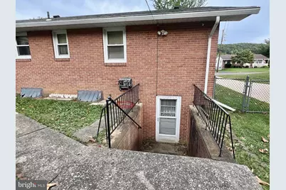 15707 Winslow Street SW, Cresaptown, MD 21502 - Photo 9