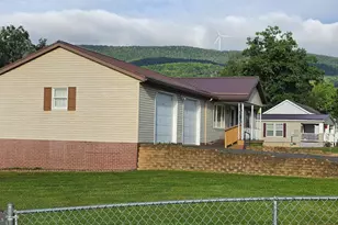 14200 Walter Dr SW, Cumberland, MD 21502 - Photo 3