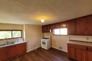 11 Green St, Frostburg, MD 21532 - Photo 17