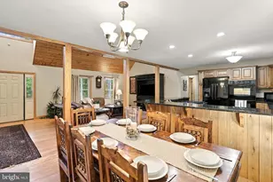 16300 Sprucewood Dr, Frostburg, MD 21532 - Photo 9