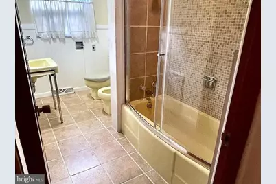 623 Hill Top Drive, Cumberland, MD 21502 - Photo 9