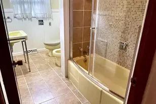 623 Hill Top Dr, Cumberland, MD 21502 - Photo 9