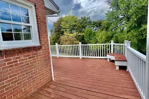 623 Hill Top Dr, Cumberland, MD 21502 - Photo 17