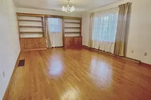 623 Hill Top Dr, Cumberland, MD 21502 - Photo 3
