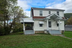 12512 Bowling St, Cumberland, MD 21502 - Photo 1
