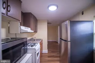 8608 Chestnut Oak Rd, Parkville, MD 21234 - Photo 15