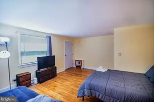 8608 Chestnut Oak Rd, Parkville, MD 21234 - Photo 5