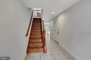 9104 Marlove Oaks Lane, Owings Mills, MD 21117 - Photo 3