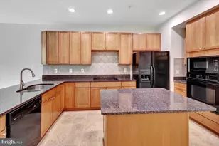 9104 Marlove Oaks Lane, Owings Mills, MD 21117 - Photo 11