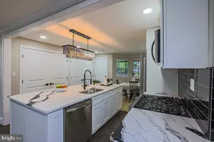 8210 Old Harford Rd, Parkville, MD 21234 - Photo 13