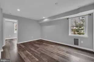 8114 Longpoint Rd, Dundalk, MD 21222 - Photo 9