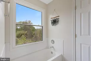 26 Esperanza Ct, Baltimore, MD 21208 - Photo 31