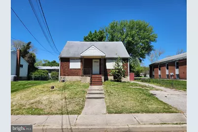 130 5th Avenue, Baltimore, MD 21227 - Photo 1