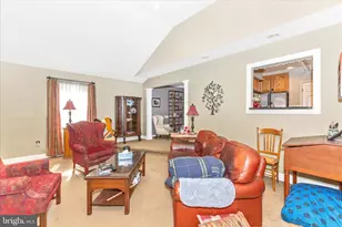 1111 Cummings Ave, Baltimore, MD 21228 - Photo 5