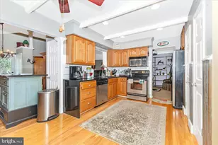 1111 Cummings Ave, Baltimore, MD 21228 - Photo 15