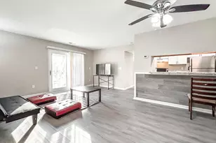 1260 Sugarwood Cir, Essex, MD 21221 - Photo 9