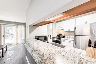 1260 Sugarwood Cir, Essex, MD 21221 - Photo 13