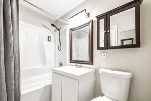 1260 Sugarwood Cir, Essex, MD 21221 - Photo 5