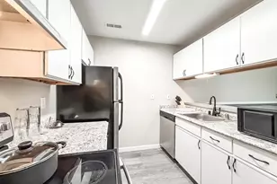 1260 Sugarwood Cir, Essex, MD 21221 - Photo 15