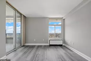 28 Allegheny Ave, Towson, MD 21204 - Photo 9