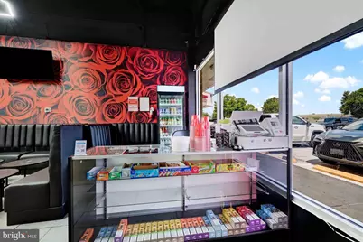 1732 Rolling Road N, Baltimore, MD 21244 - Photo 3