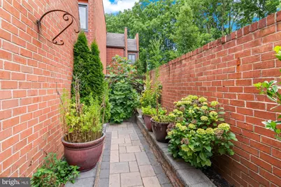 19 Coldwater Court, Towson, MD 21204 - Photo 3