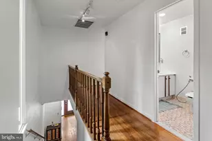 19 Coldwater Ct, Towson, MD 21204 - Photo 49