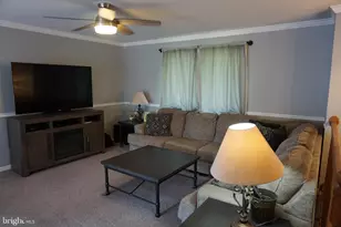 8610 Oak Rd, Sparrows Point, MD 21219 - Photo 11