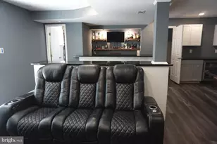 8610 Oak Rd, Sparrows Point, MD 21219 - Photo 31