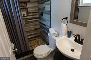 8610 Oak Rd, Sparrows Point, MD 21219 - Photo 51