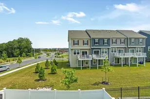 5085 Silver Oak Dr, Rosedale, MD 21237 - Photo 37