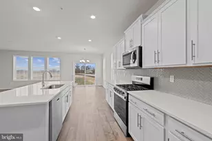 1 Comes Rdg Ct, Rosedale, MD 21237 - Photo 13