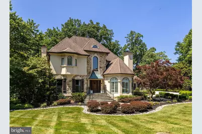 18 Hambleton Court, Pikesville, MD 21208 - Photo 1