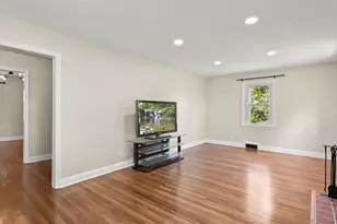 2705 Spring Hill Rd, Owings Mills, MD 21117 - Photo 19