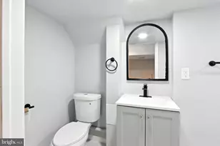 6603 Fairmount Ave, Baltimore, MD 21215 - Photo 11