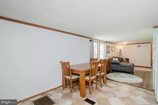 3617 Dahlia Ln, Middle River, MD 21220 - Photo 15