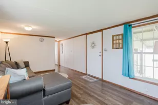 3617 Dahlia Ln, Middle River, MD 21220 - Photo 7