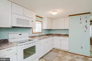 3617 Dahlia Ln, Middle River, MD 21220 - Photo 13